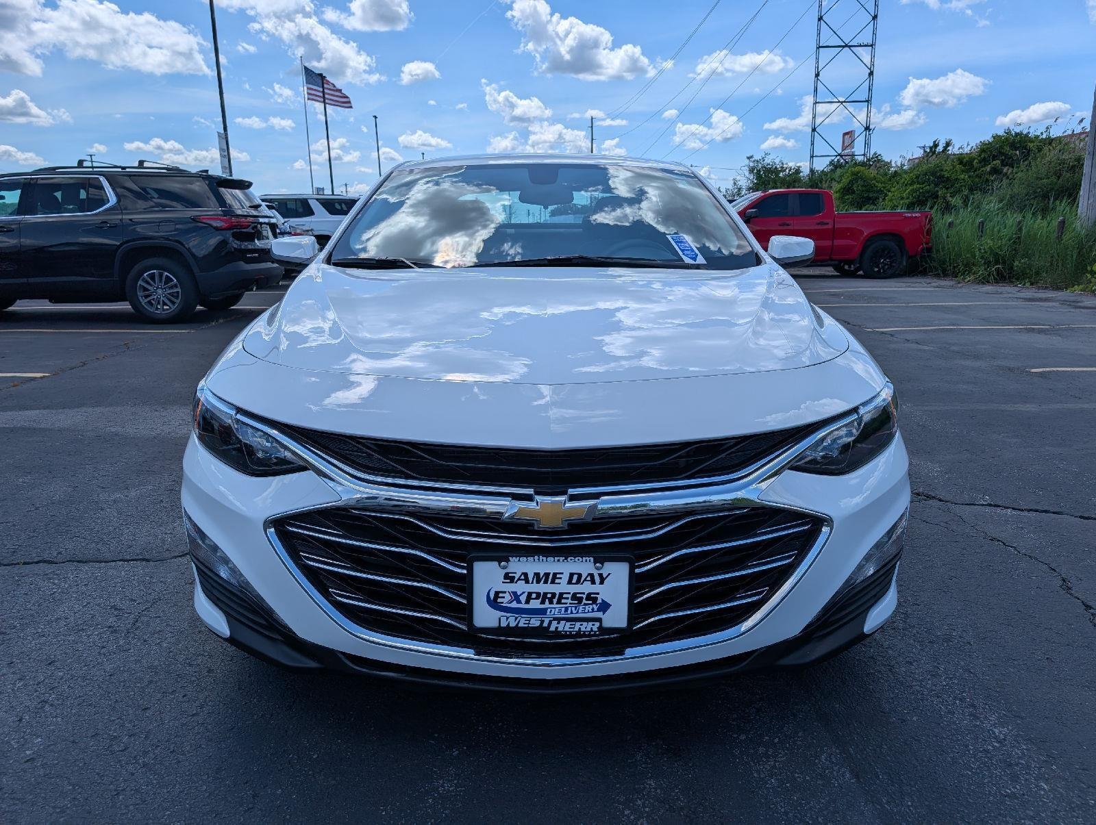 chevrolet malibu 2022 1G1ZD5ST8NF206812 image chevrolet malibu 2022 1G1ZD5ST8NF206812 image
