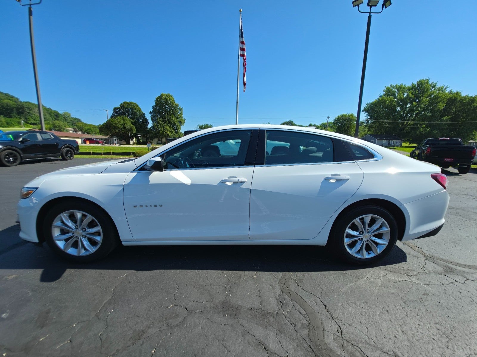 chevrolet malibu 2022 1G1ZD5ST8NF141847 image chevrolet malibu 2022 1G1ZD5ST8NF141847 image