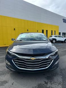 chevrolet malibu 2025 1G1ZD5ST2SF135120 image chevrolet malibu 2025 1G1ZD5ST2SF135120 image