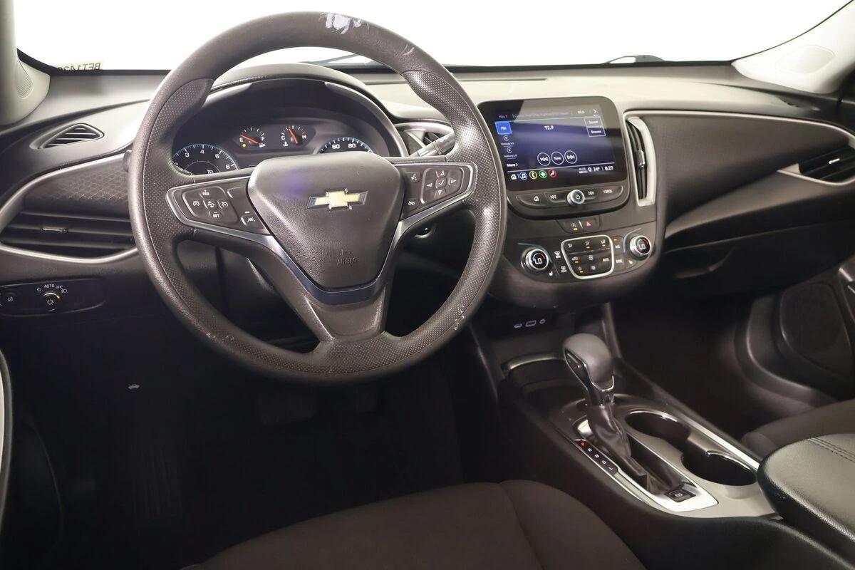 chevrolet malibu 2025 1G1ZD5ST2SF114266 image chevrolet malibu 2025 1G1ZD5ST2SF114266 image