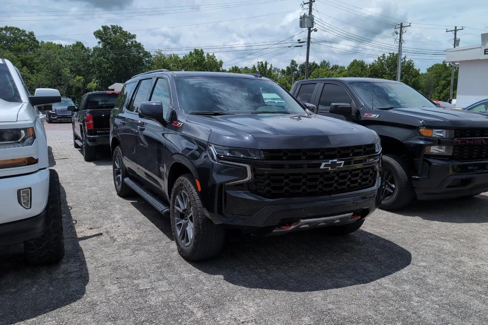 chevrolet tahoe 2023 1GNSKPKLXPR376074 image