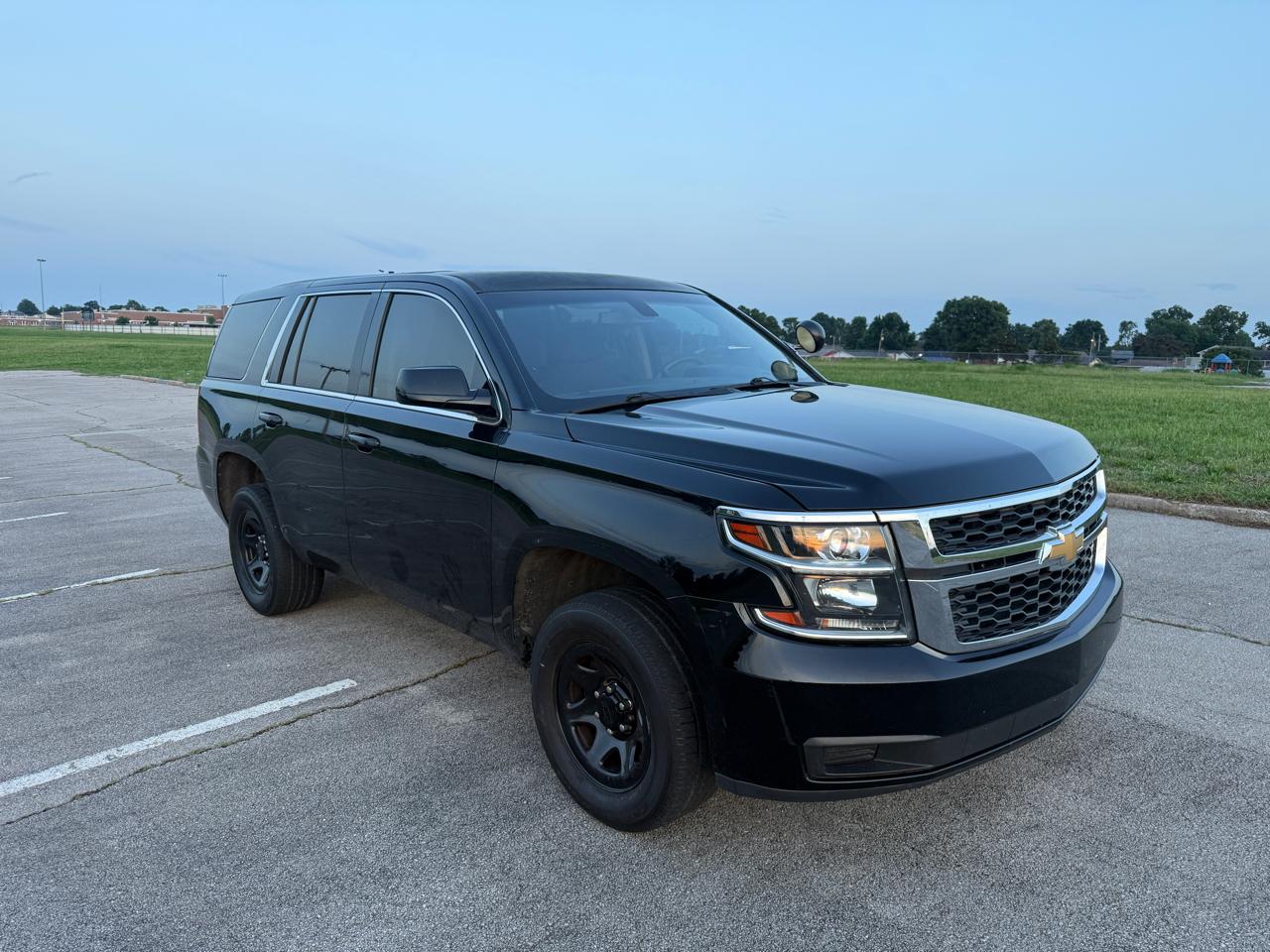 chevrolet tahoe 2016 1GNLCDEC7GR319102 image chevrolet tahoe 2016 1GNLCDEC7GR319102 image