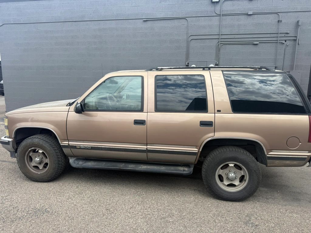 chevrolet tahoe 1995 1GNEK13K0SJ450223 image chevrolet tahoe 1995 1GNEK13K0SJ450223 image