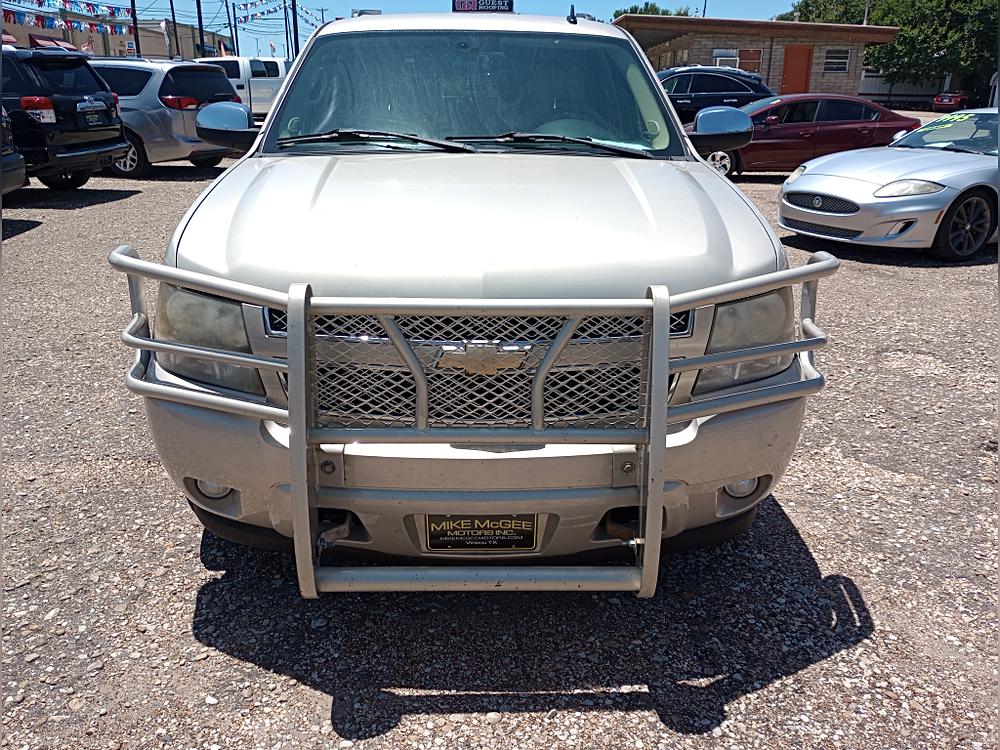 chevrolet tahoe 2008 1GNFC130X8R132443 image chevrolet tahoe 2008 1GNFC130X8R132443 image