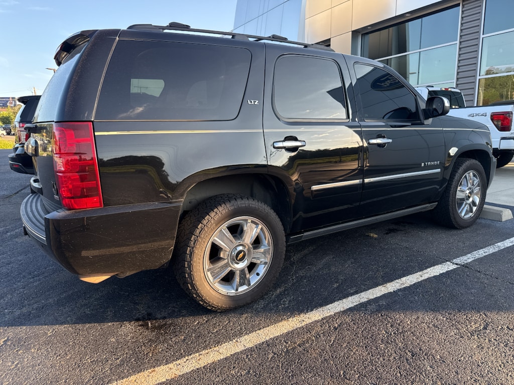 chevrolet tahoe 2009 1GNFK33249R289872 image chevrolet tahoe 2009 1GNFK33249R289872 image