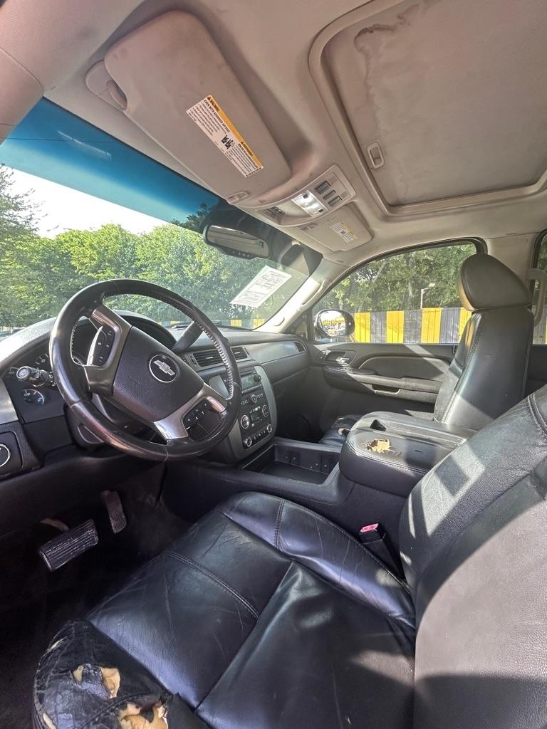 chevrolet tahoe 2007 1GNFK13007R423583 image chevrolet tahoe 2007 1GNFK13007R423583 image