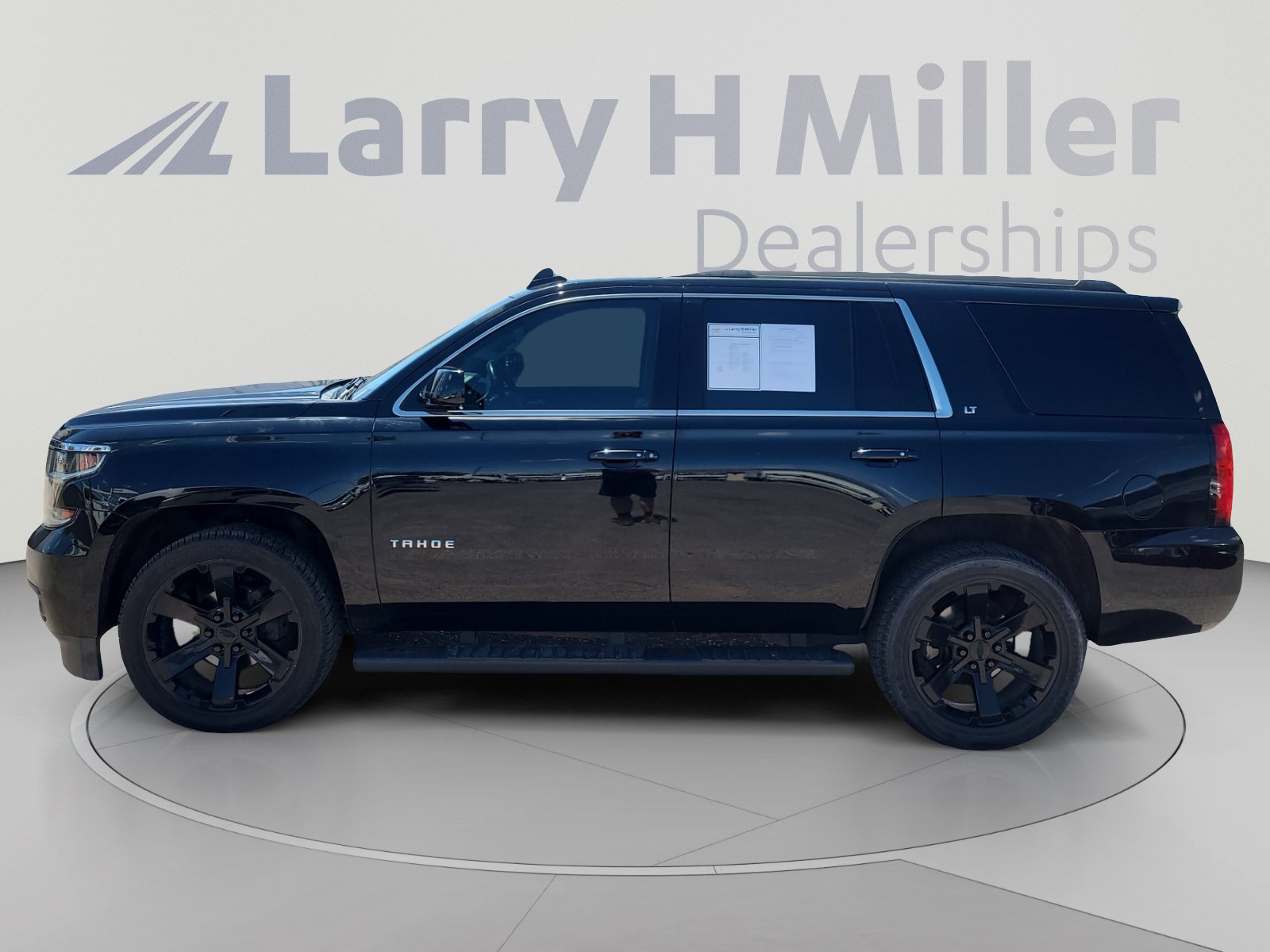 chevrolet tahoe 2019 1GNSKBKC0KR395339 image chevrolet tahoe 2019 1GNSKBKC0KR395339 image