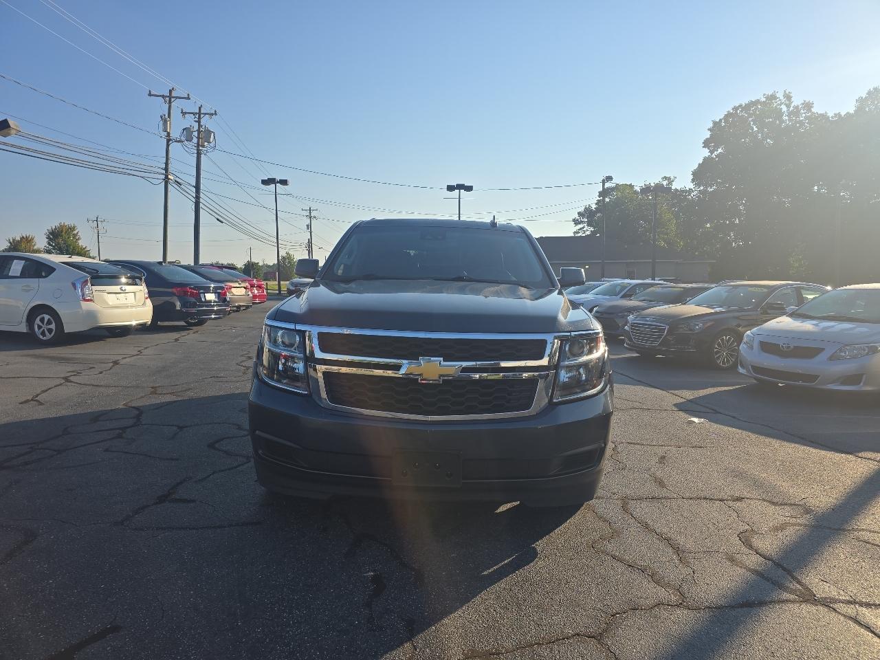 chevrolet tahoe 2019 1GNSKBKC7KR310013 image chevrolet tahoe 2019 1GNSKBKC7KR310013 image