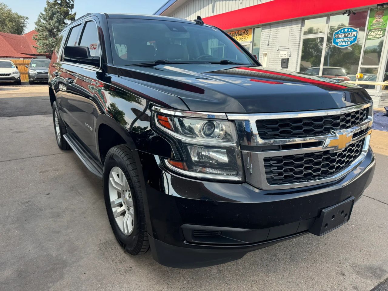 chevrolet tahoe 2019 1GNSKBKC4KR101070 image chevrolet tahoe 2019 1GNSKBKC4KR101070 image