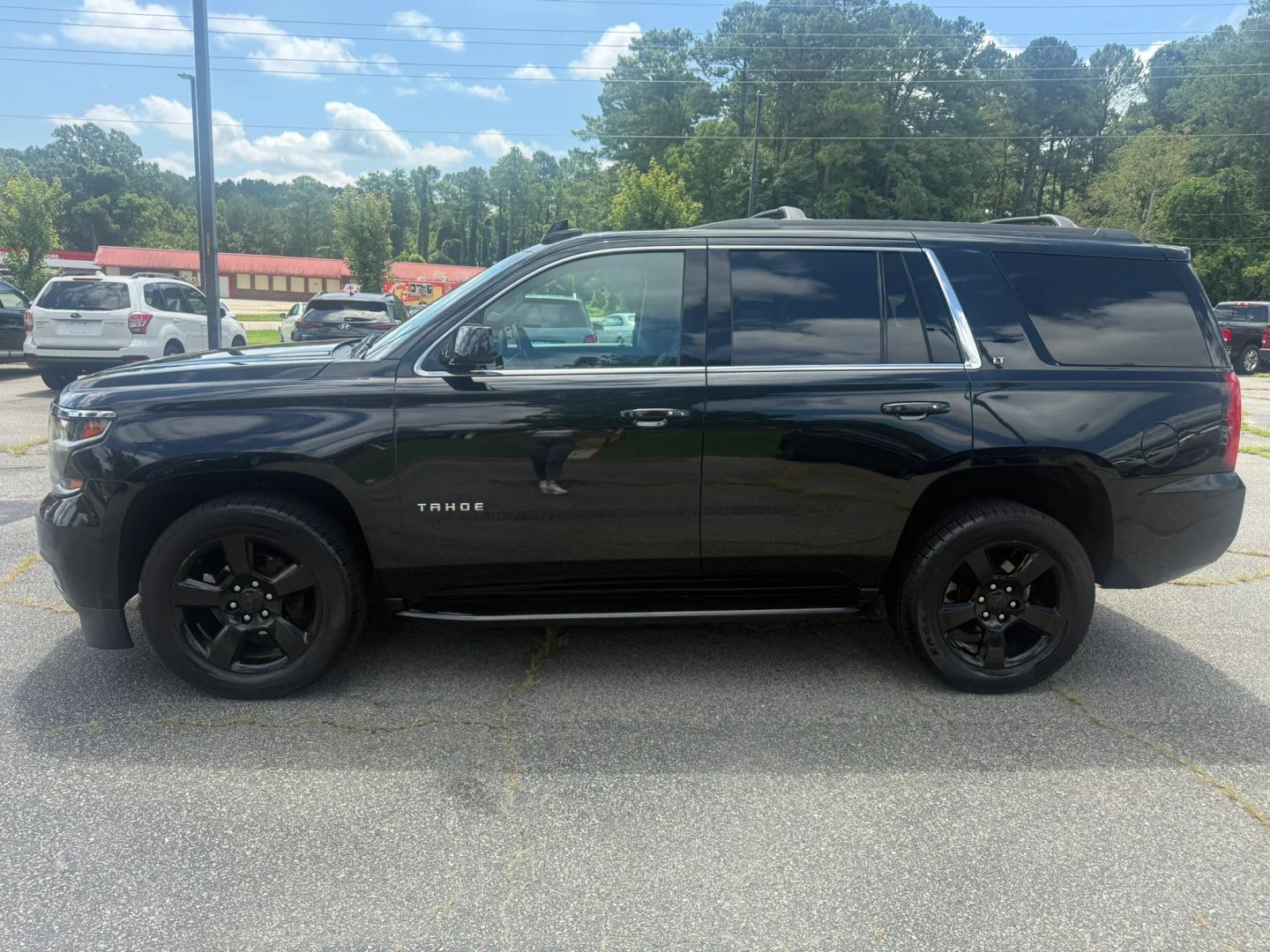 chevrolet tahoe 2019 1GNSKBKC1KR363726 image chevrolet tahoe 2019 1GNSKBKC1KR363726 image