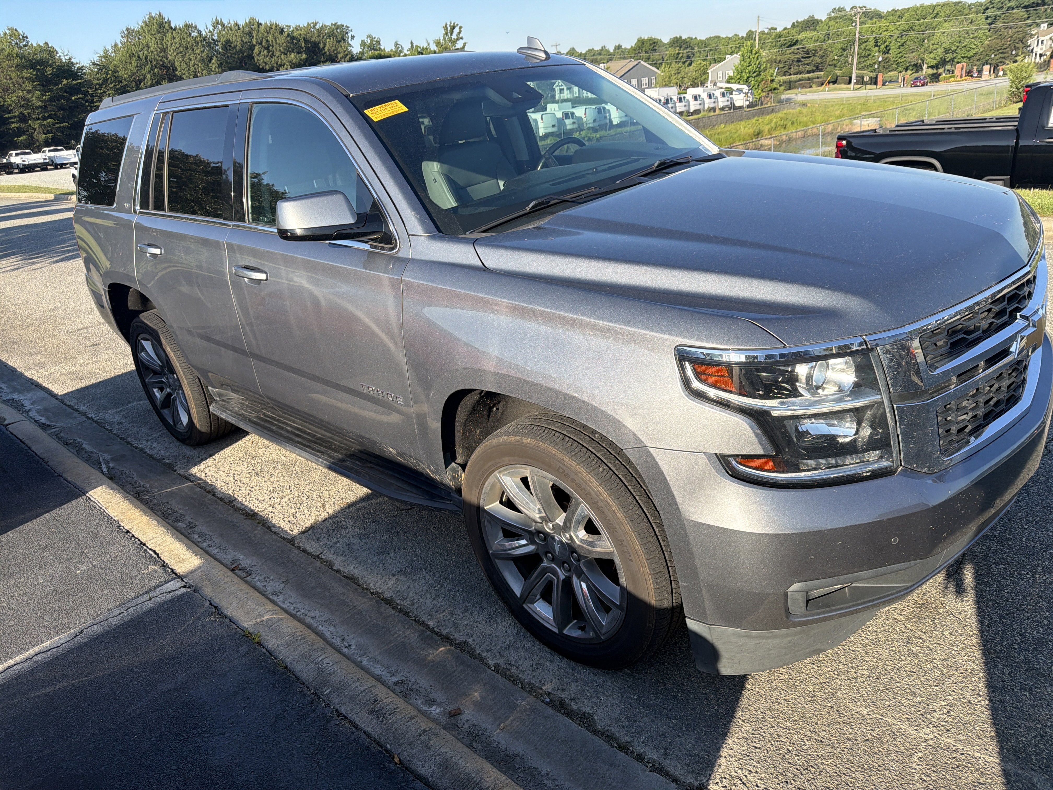 chevrolet tahoe 2019 1GNSKBKC7KR215564 image chevrolet tahoe 2019 1GNSKBKC7KR215564 image
