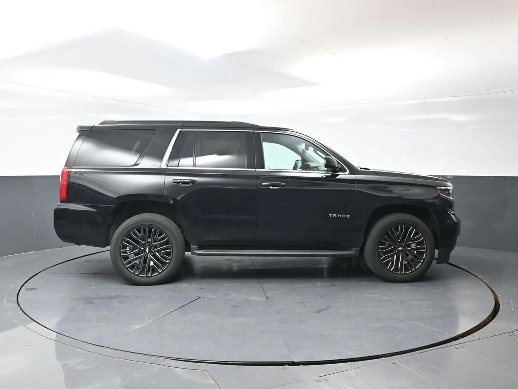 chevrolet tahoe 2019 1GNSKBKC3KR143908 image chevrolet tahoe 2019 1GNSKBKC3KR143908 image