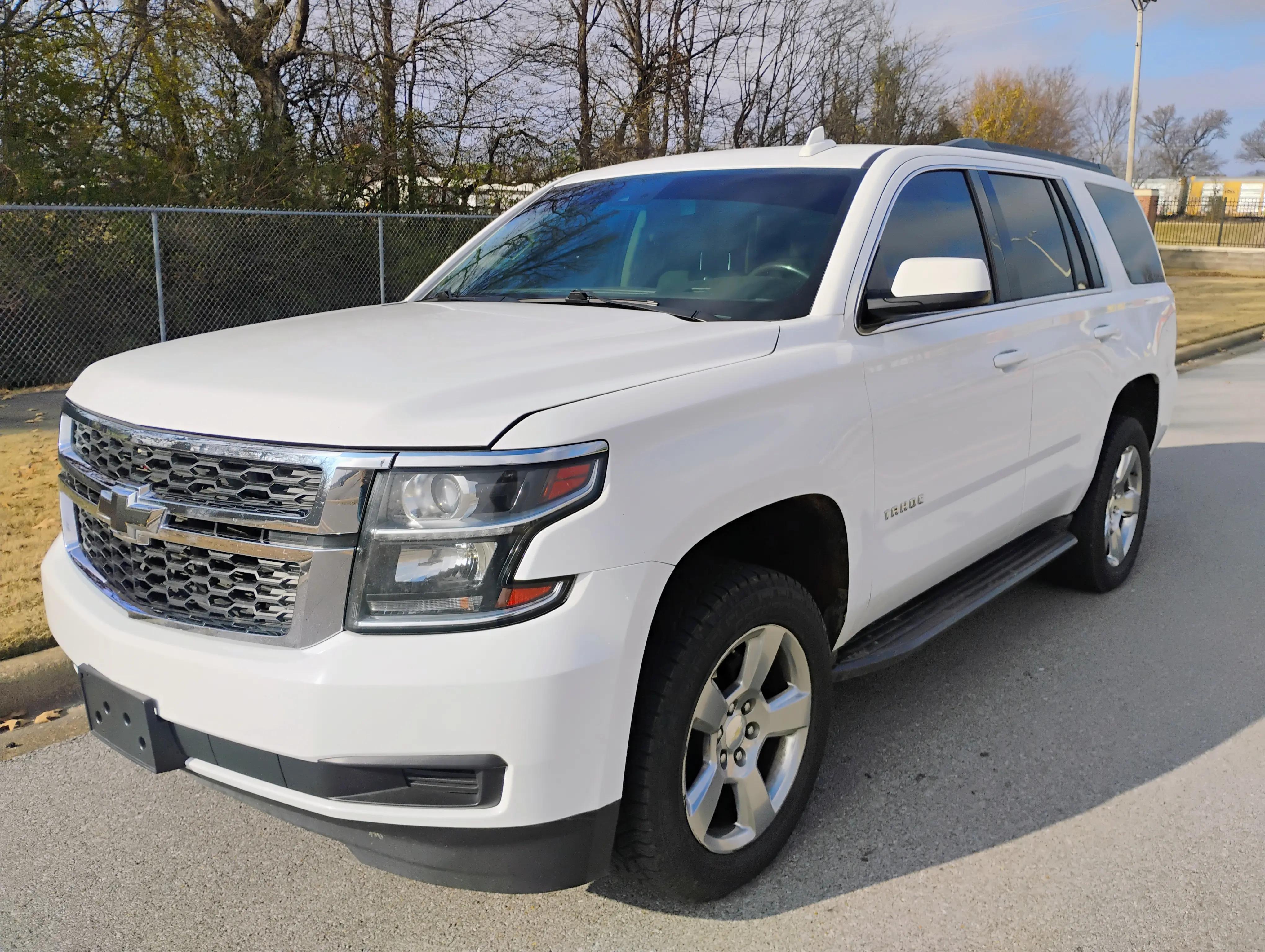 chevrolet tahoe 2018 1GNSKAKC7JR264983 image chevrolet tahoe 2018 1GNSKAKC7JR264983 image