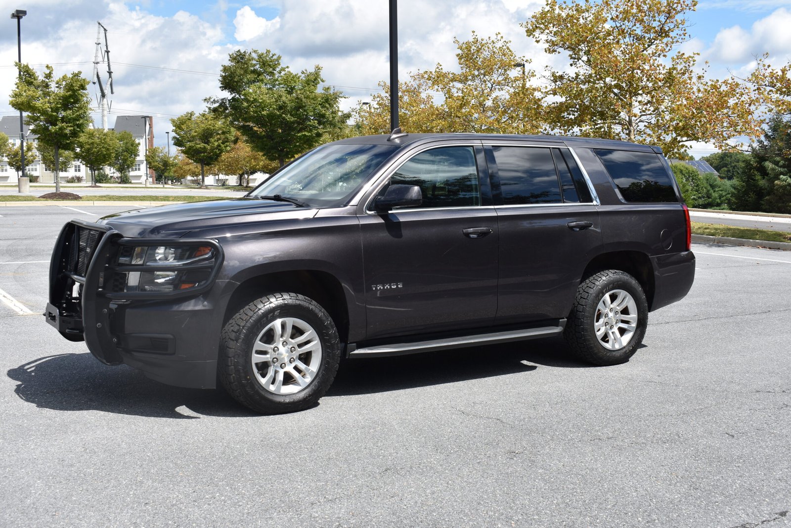 chevrolet tahoe 2018 1GNSKEEC0JR121781 image chevrolet tahoe 2018 1GNSKEEC0JR121781 image
