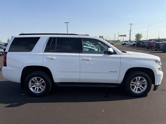 chevrolet tahoe 2018 1GNSKBKC6JR395442 image chevrolet tahoe 2018 1GNSKBKC6JR395442 image