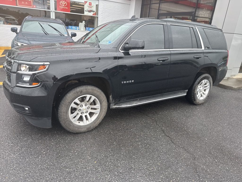 chevrolet tahoe 2018 1GNSKBKC2JR304733 image chevrolet tahoe 2018 1GNSKBKC2JR304733 image