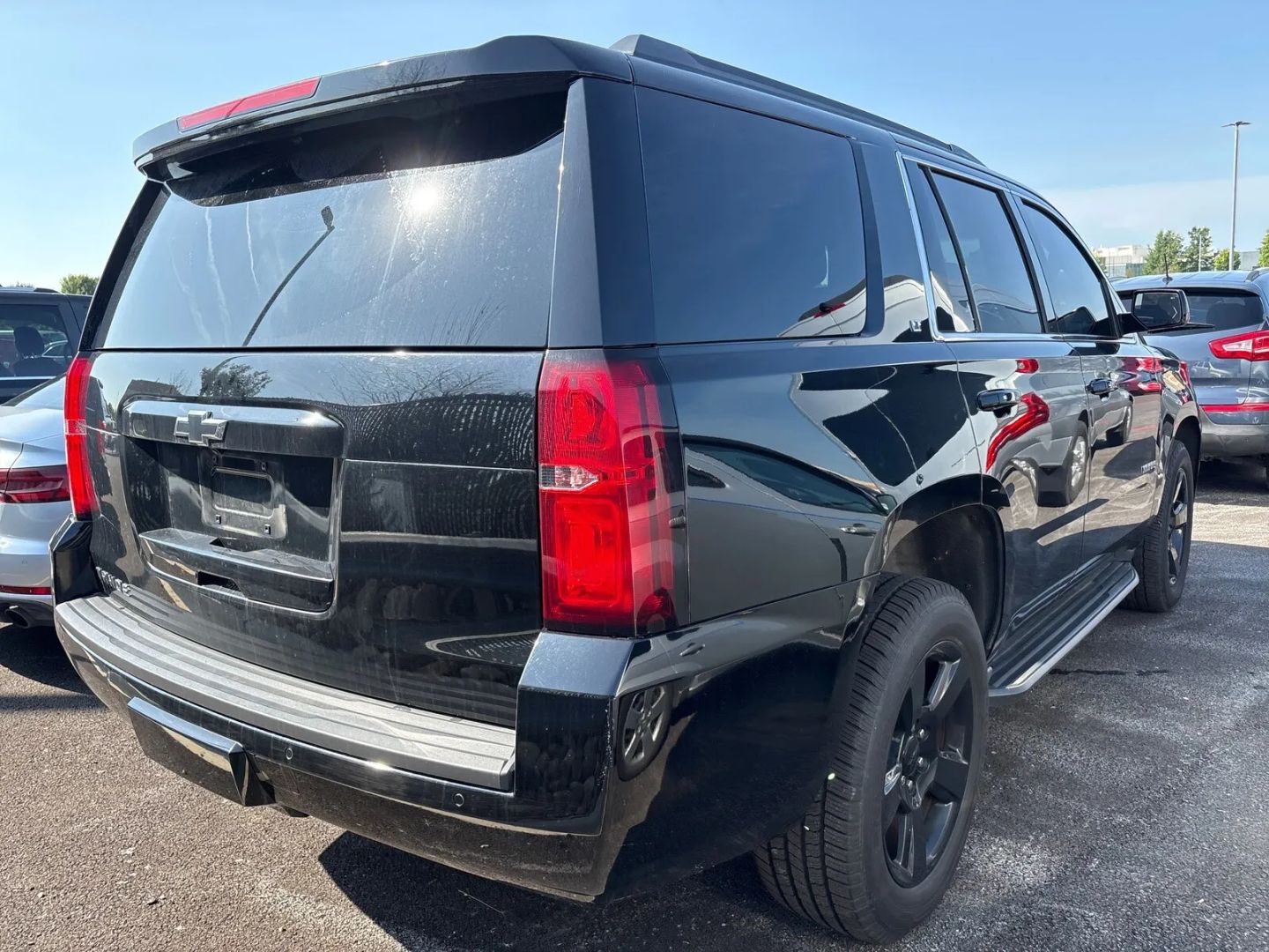 chevrolet tahoe 2018 1GNSKBKC2JR290736 image chevrolet tahoe 2018 1GNSKBKC2JR290736 image
