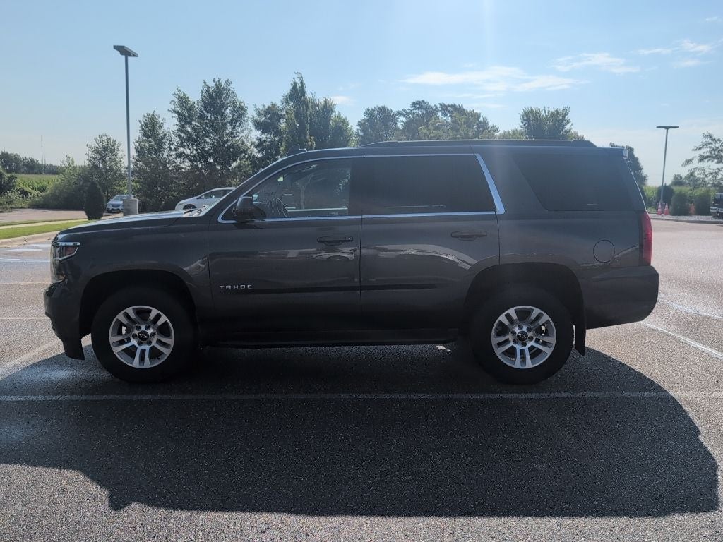 chevrolet tahoe 2018 1GNSKAKC9JR301497 image chevrolet tahoe 2018 1GNSKAKC9JR301497 image