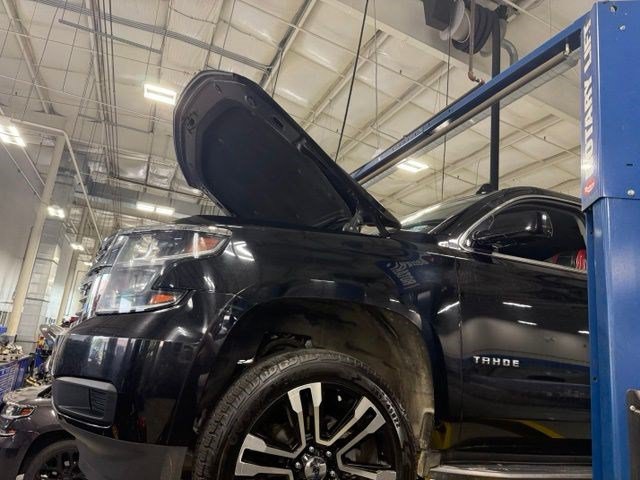 chevrolet tahoe 2018 1GNSKAKC8JR396697 image chevrolet tahoe 2018 1GNSKAKC8JR396697 image