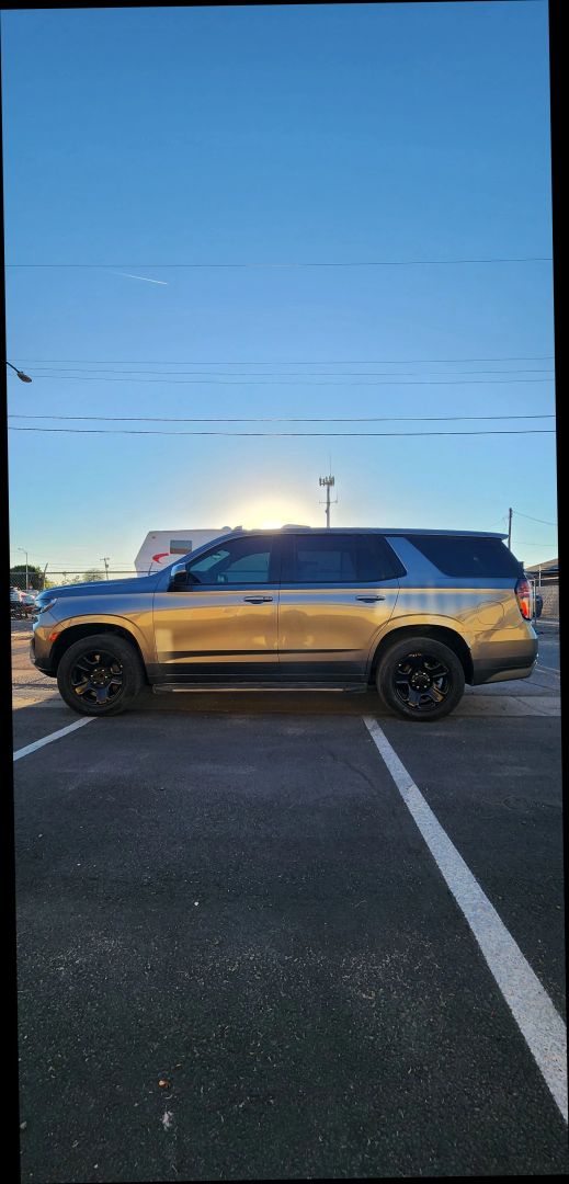 chevrolet tahoe 2021 1GNSCLED8MR472145 image chevrolet tahoe 2021 1GNSCLED8MR472145 image