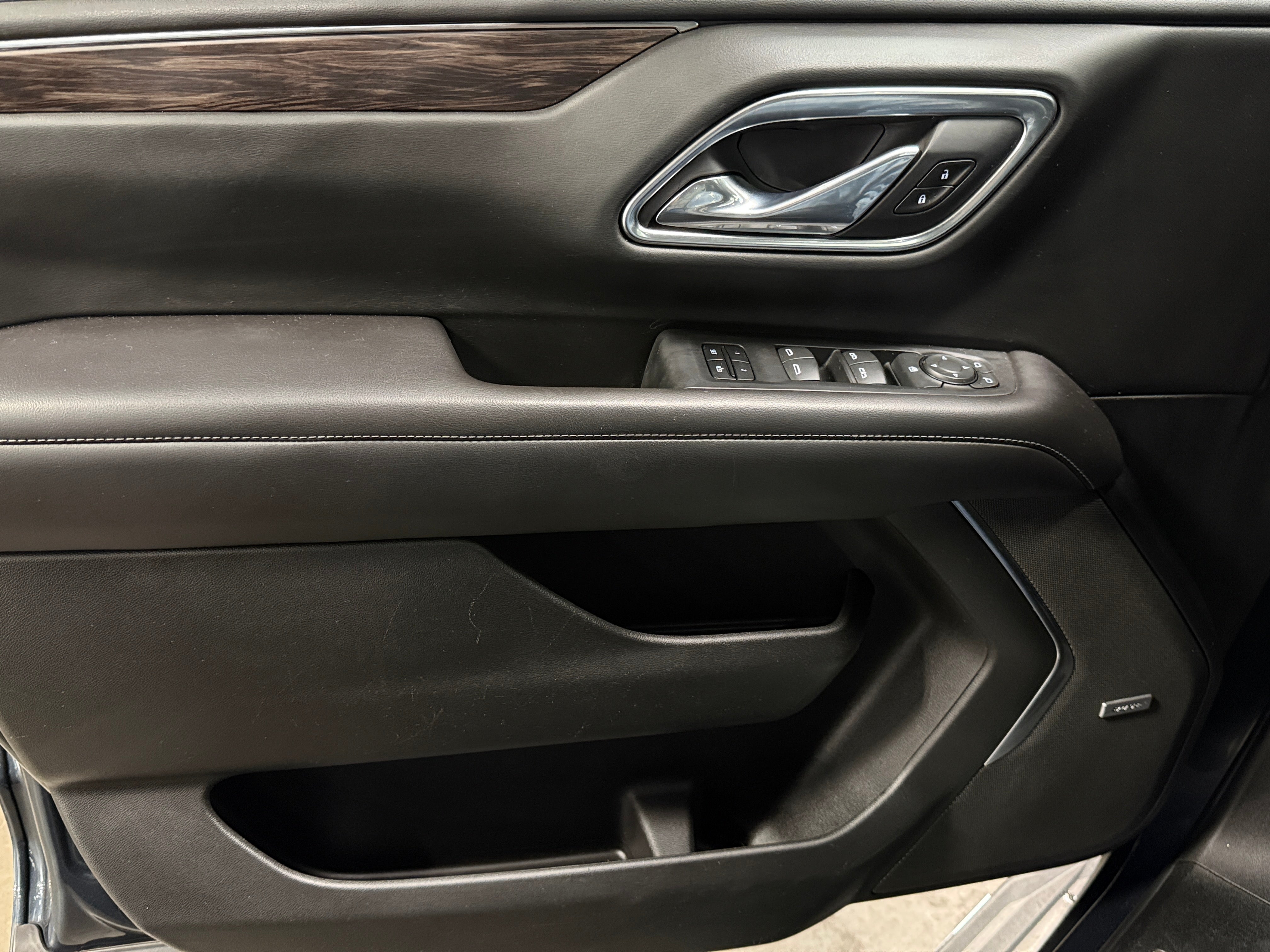 chevrolet tahoe 2021 1GNSCNKDXMR103612 image
