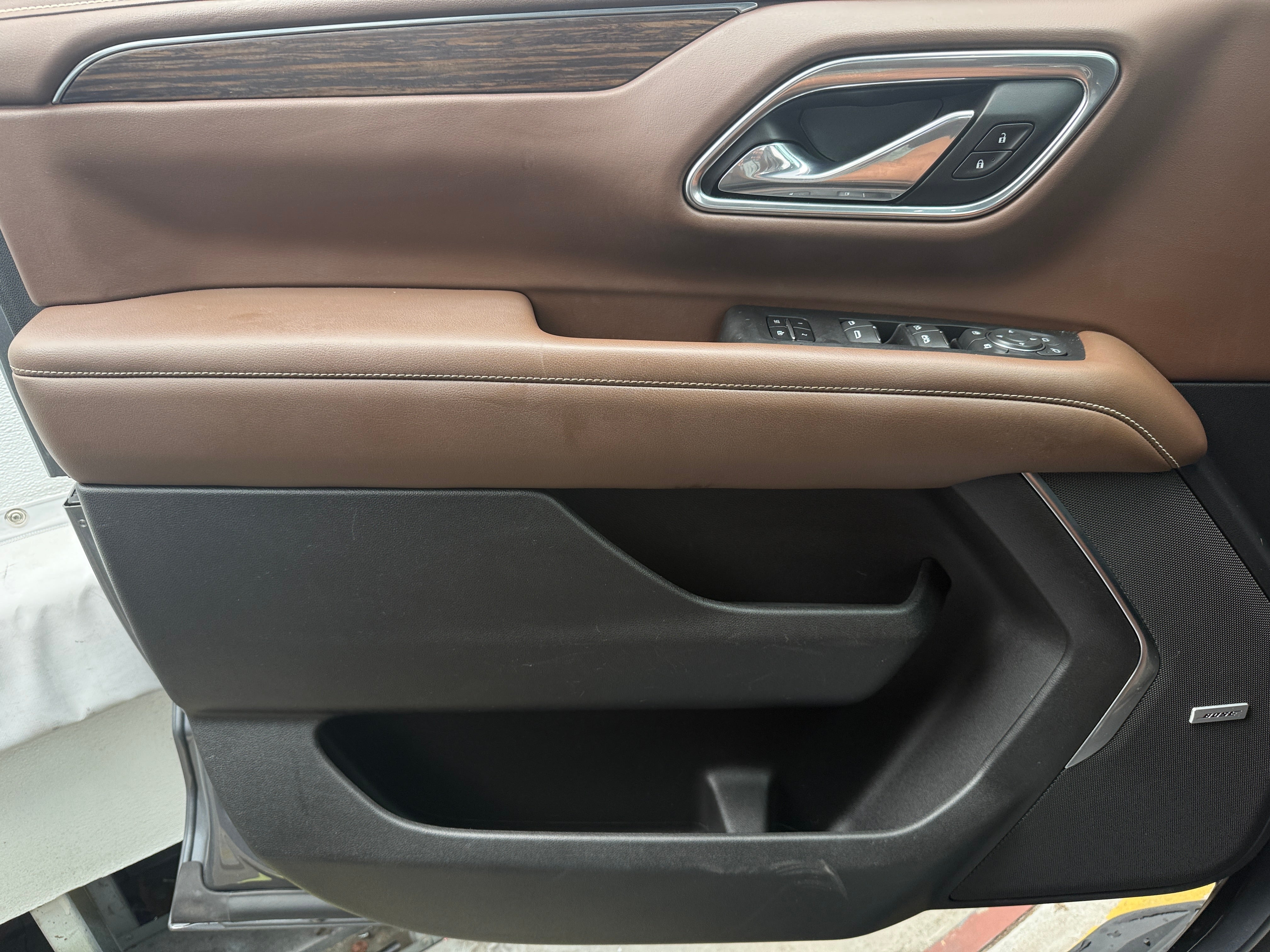 chevrolet tahoe 2021 1GNSKTKLXMR124149 image chevrolet tahoe 2021 1GNSKTKLXMR124149 image