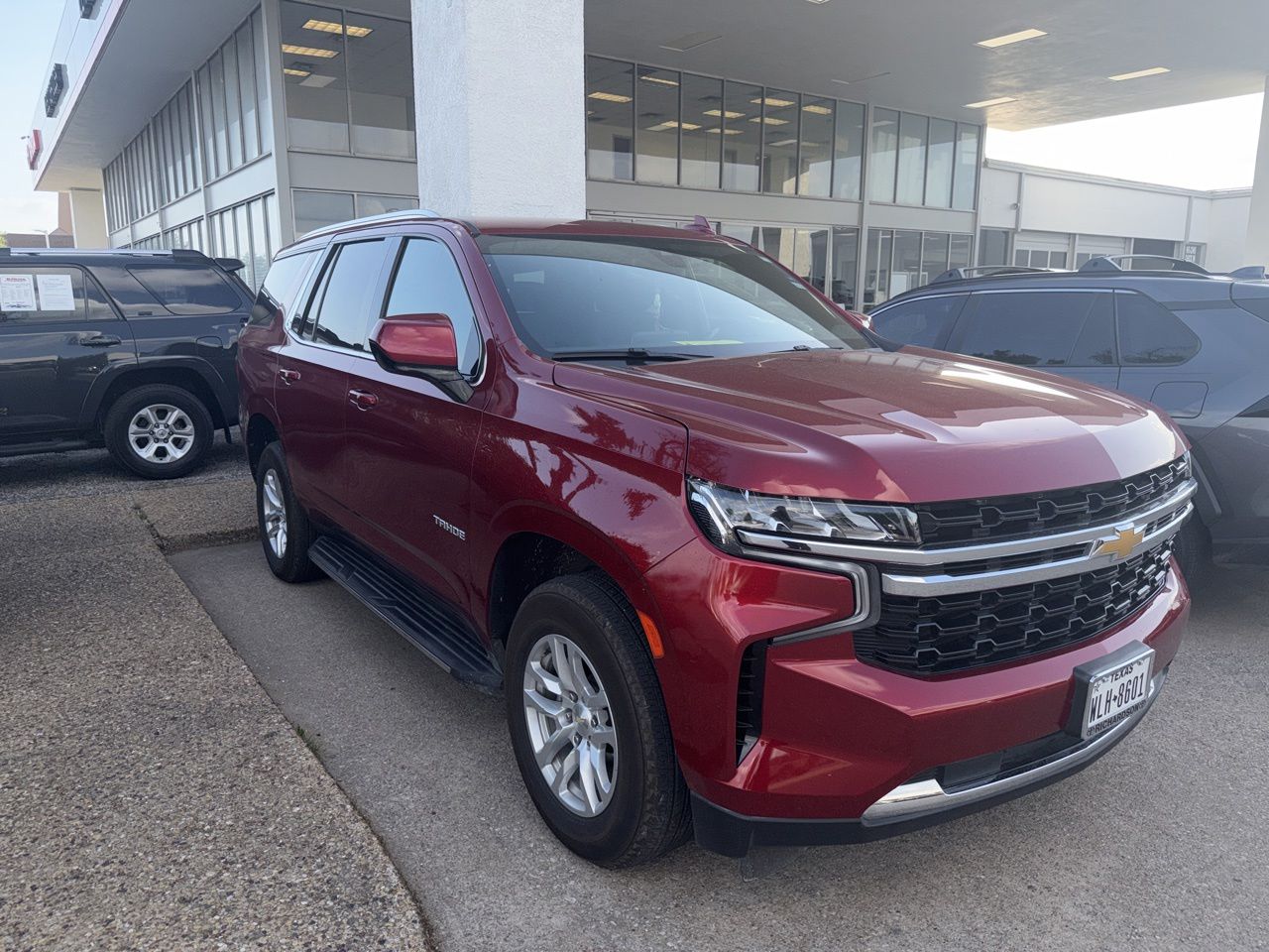chevrolet tahoe 2021 1GNSCMED3MR486699 image chevrolet tahoe 2021 1GNSCMED3MR486699 image