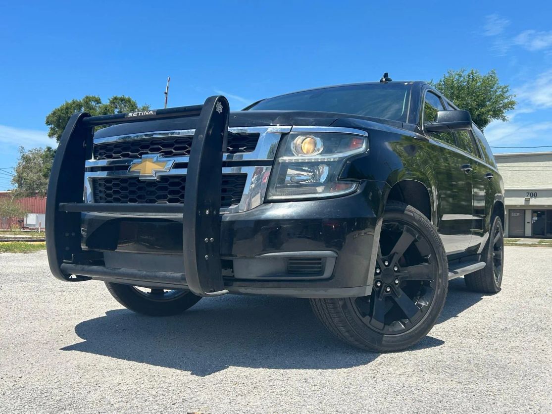 chevrolet tahoe 2017 1GNLCDEC8HR306831 image chevrolet tahoe 2017 1GNLCDEC8HR306831 image