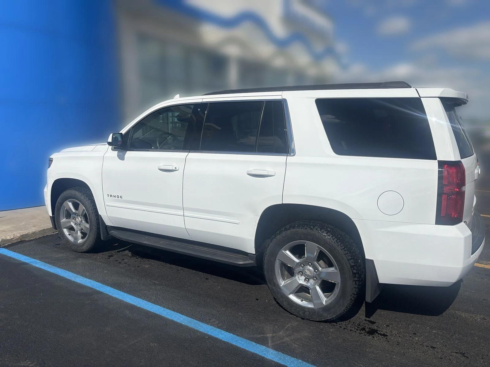 chevrolet tahoe 2017 1GNSKAKC8HR400998 image chevrolet tahoe 2017 1GNSKAKC8HR400998 image