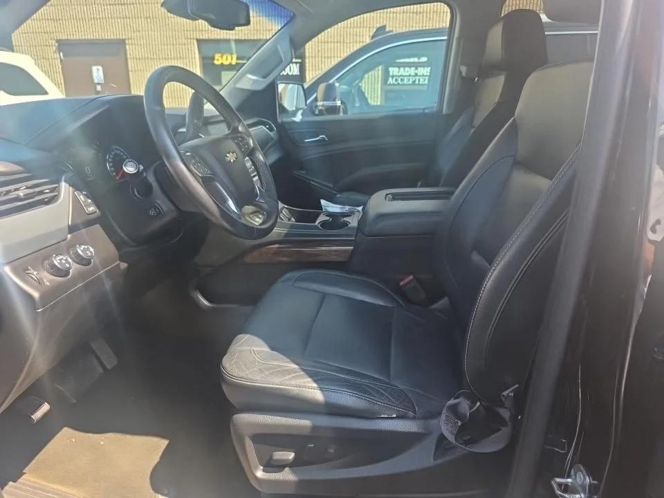 chevrolet tahoe 2017 1GNSKBKC2HR340173 image chevrolet tahoe 2017 1GNSKBKC2HR340173 image