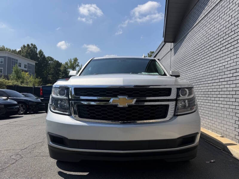 chevrolet tahoe 2017 1GNSKBKC2HR285160 image chevrolet tahoe 2017 1GNSKBKC2HR285160 image