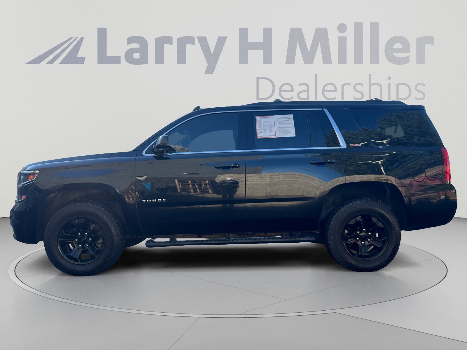 chevrolet tahoe 2017 1GNSKBKC2HR315662 image chevrolet tahoe 2017 1GNSKBKC2HR315662 image