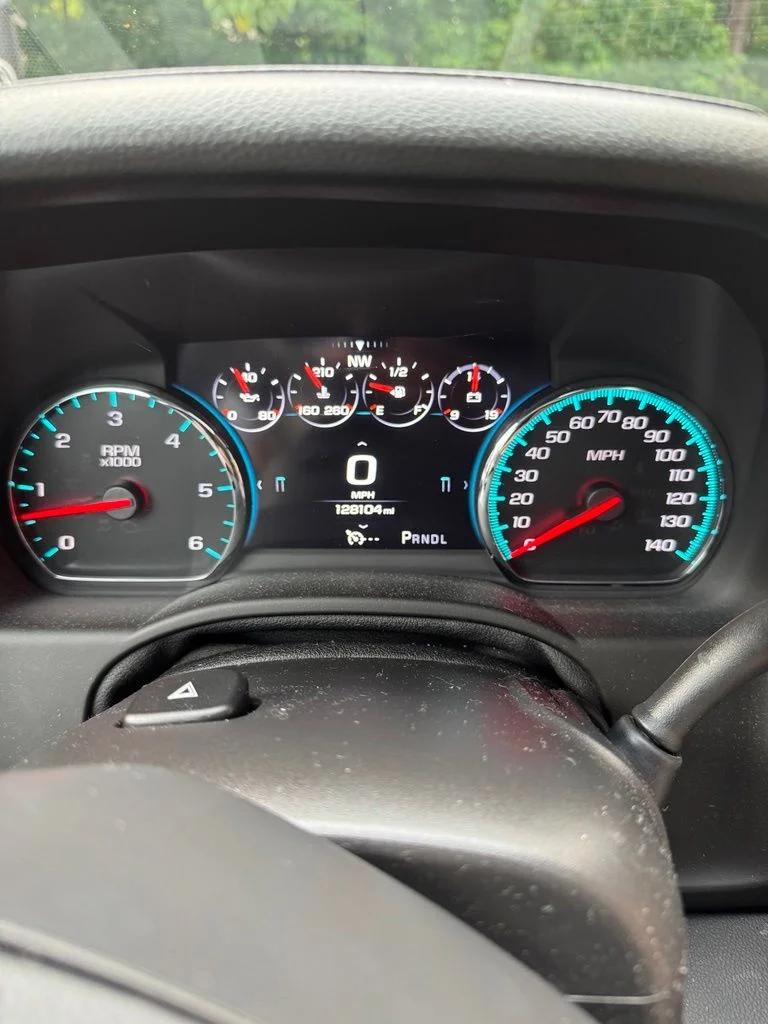 chevrolet tahoe 2017 1GNSCBKC5HR377862 image chevrolet tahoe 2017 1GNSCBKC5HR377862 image