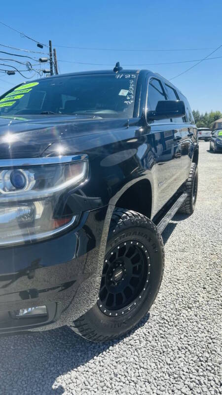 chevrolet tahoe 2017 1GNSKBKC5HR178622 image chevrolet tahoe 2017 1GNSKBKC5HR178622 image