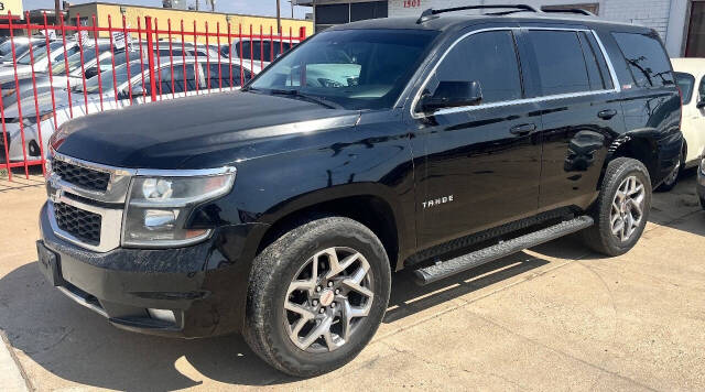 chevrolet tahoe 2017 1GNSKBKC1HR313899 image chevrolet tahoe 2017 1GNSKBKC1HR313899 image