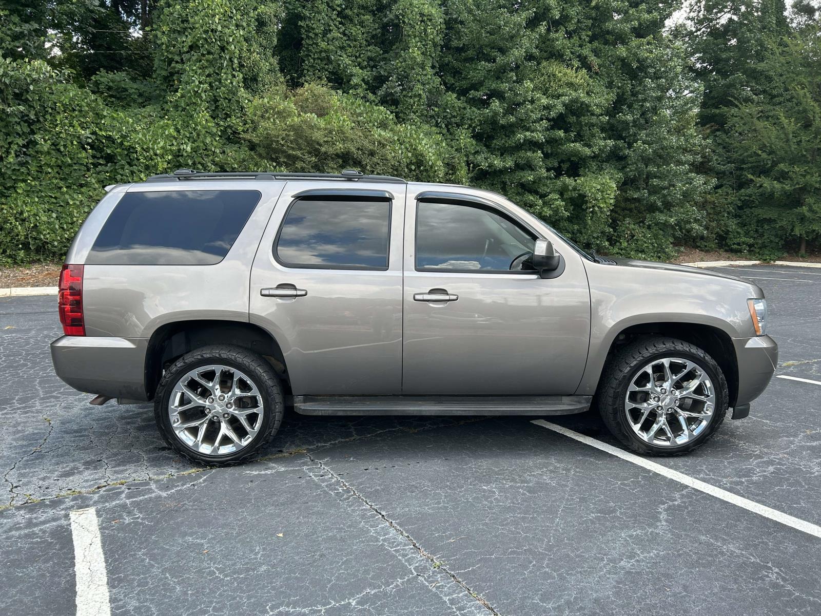 chevrolet tahoe 2012 1GNSKBE06CR182270 image chevrolet tahoe 2012 1GNSKBE06CR182270 image