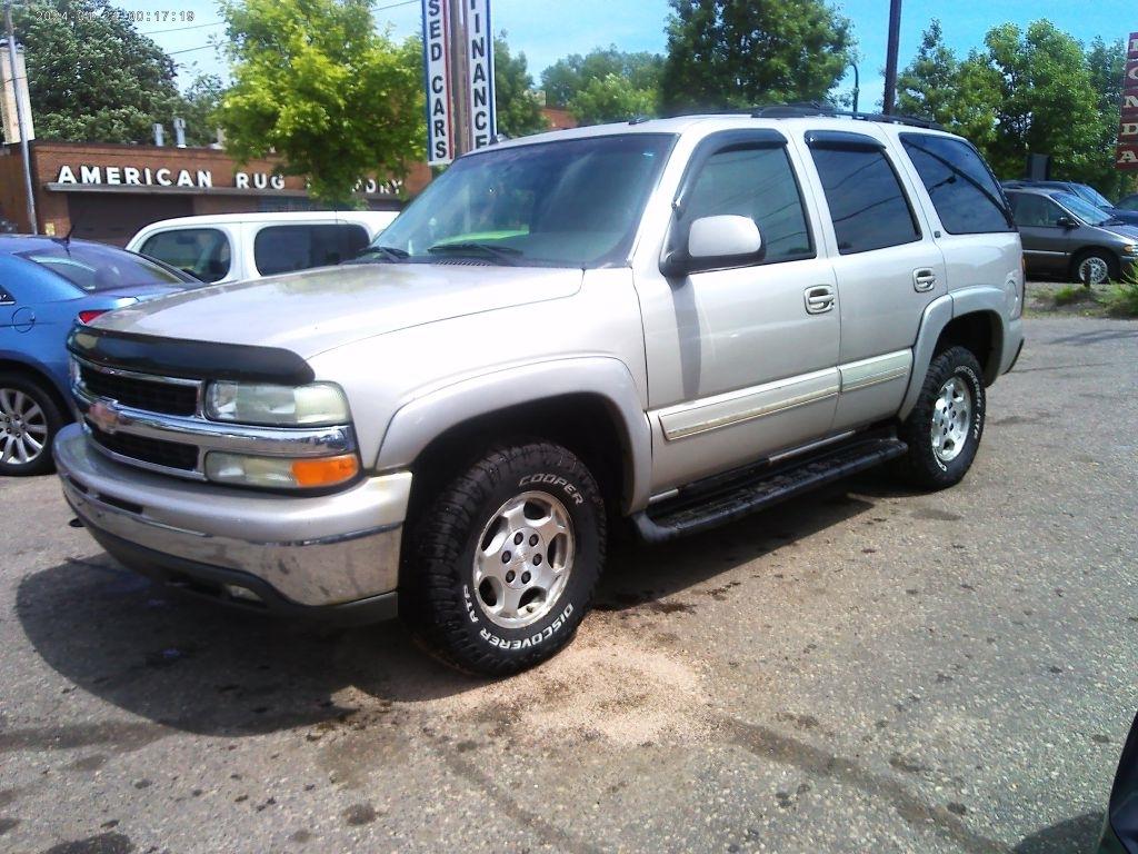 chevrolet tahoe 2004 1GNEK13Z44J259565 image chevrolet tahoe 2004 1GNEK13Z44J259565 image
