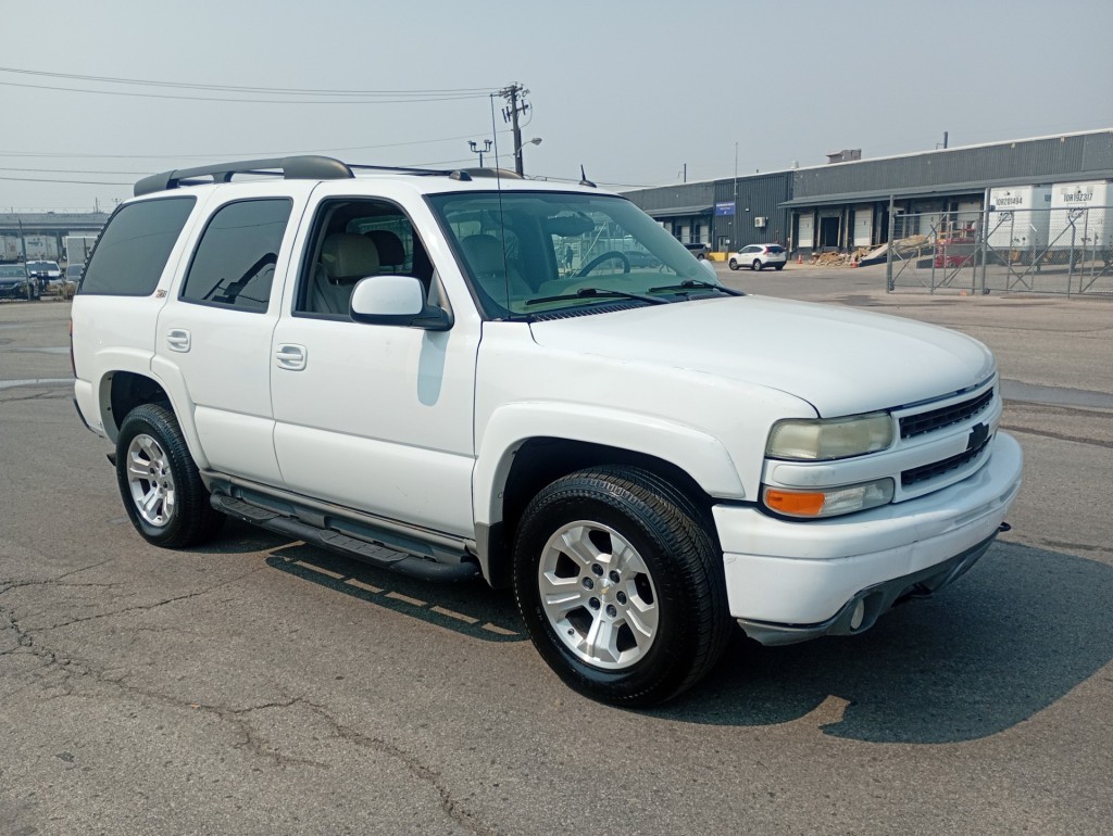 chevrolet tahoe 2004 1GNEK13Z84R197170 image chevrolet tahoe 2004 1GNEK13Z84R197170 image