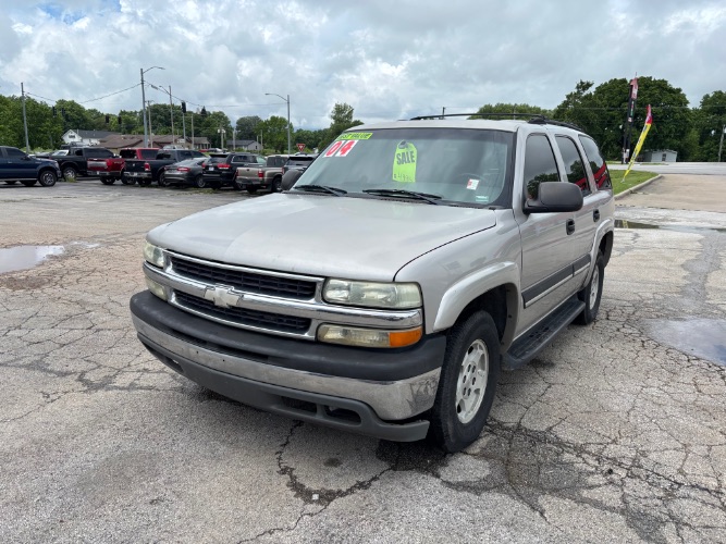 chevrolet tahoe 2004 1GNEC13V04R220323 image chevrolet tahoe 2004 1GNEC13V04R220323 image
