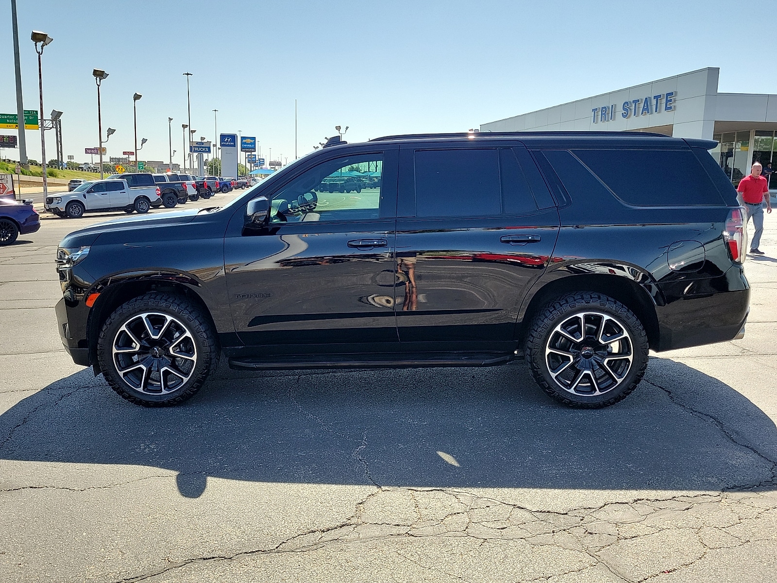 chevrolet tahoe 2024 1GNSKRKL1RR321477 image chevrolet tahoe 2024 1GNSKRKL1RR321477 image