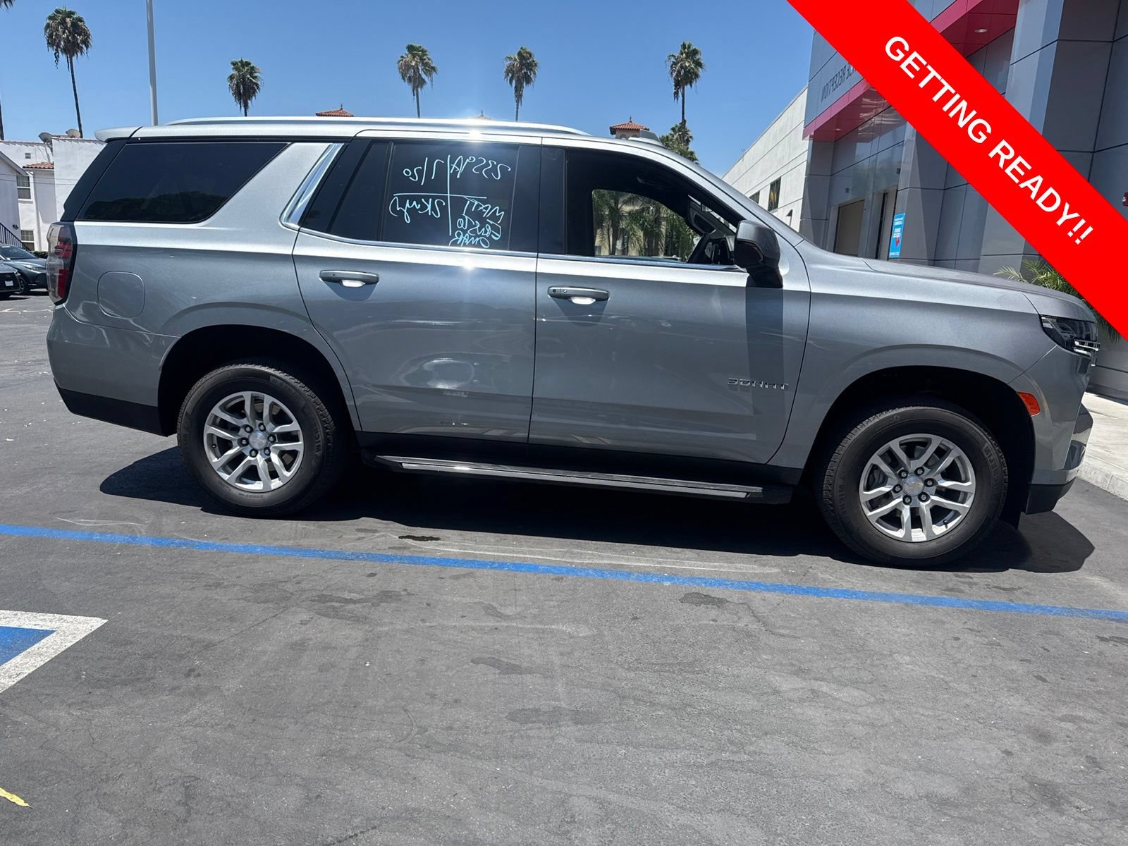 chevrolet tahoe 2024 1GNSCMED3RR168654 image chevrolet tahoe 2024 1GNSCMED3RR168654 image