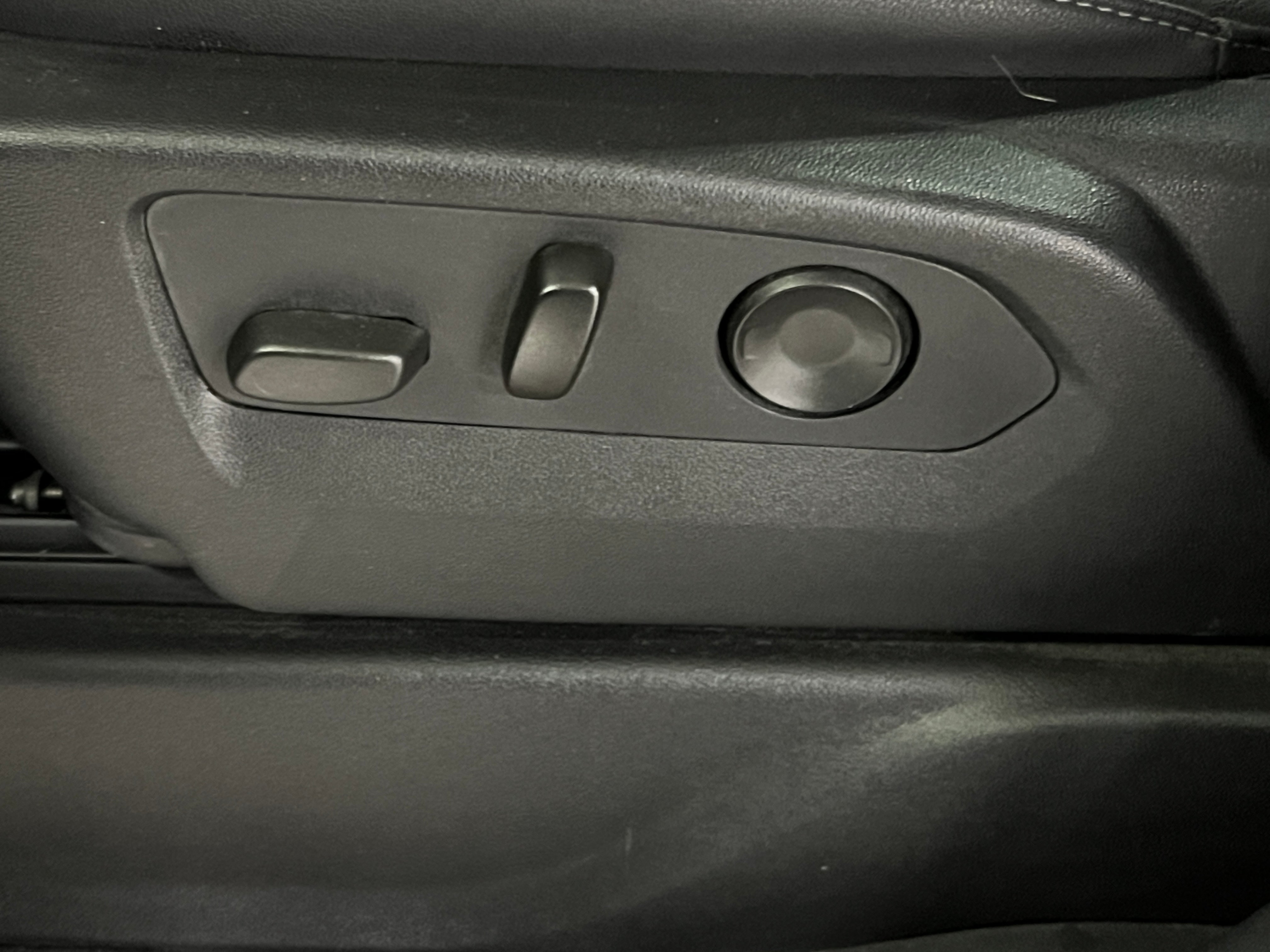 chevrolet tahoe 2024 1GNSKNKT2RR237886 image chevrolet tahoe 2024 1GNSKNKT2RR237886 image