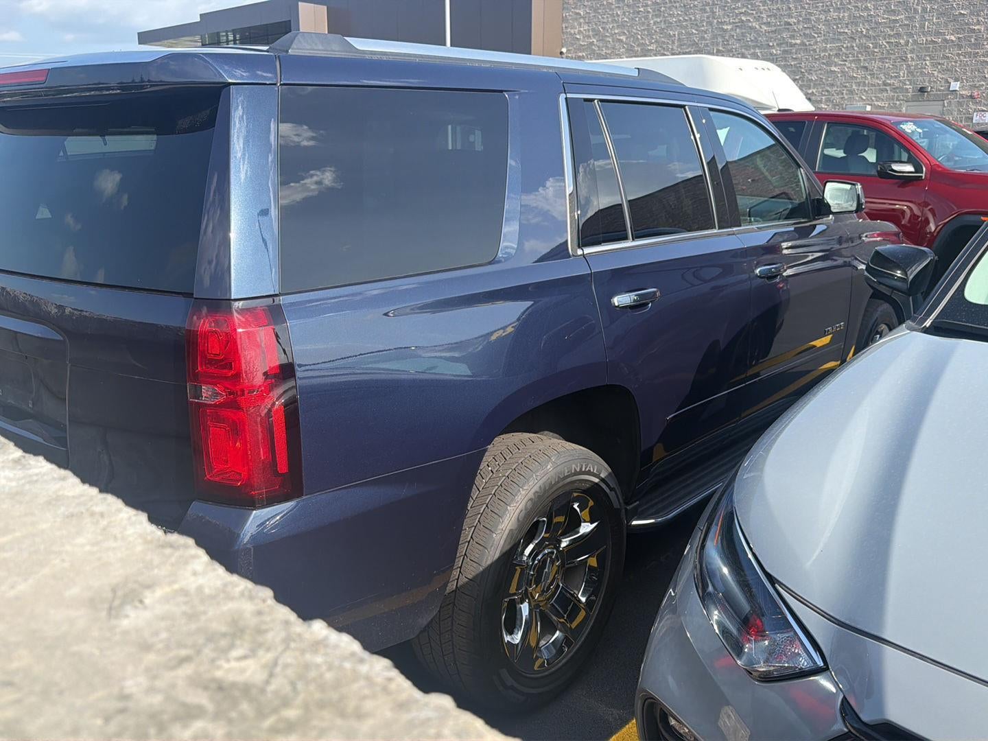 chevrolet tahoe 2020 1GNSKCKC0LR238983 image chevrolet tahoe 2020 1GNSKCKC0LR238983 image
