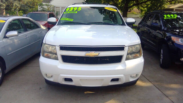 chevrolet tahoe 2011 1GNSKBE07BR141385 image chevrolet tahoe 2011 1GNSKBE07BR141385 image