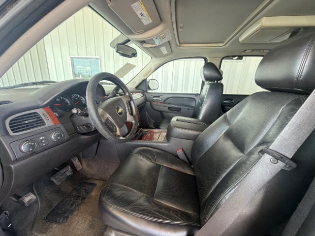 chevrolet tahoe 2011 1GNSKCE05BR381962 image chevrolet tahoe 2011 1GNSKCE05BR381962 image