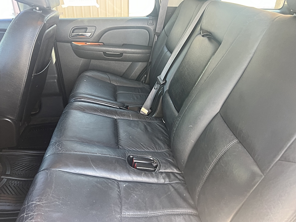 chevrolet tahoe 2011 1GNSCAE06BR243087 image chevrolet tahoe 2011 1GNSCAE06BR243087 image