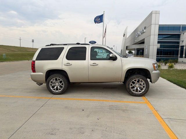 chevrolet tahoe 2013 1GNSCBE05DR314210 image chevrolet tahoe 2013 1GNSCBE05DR314210 image