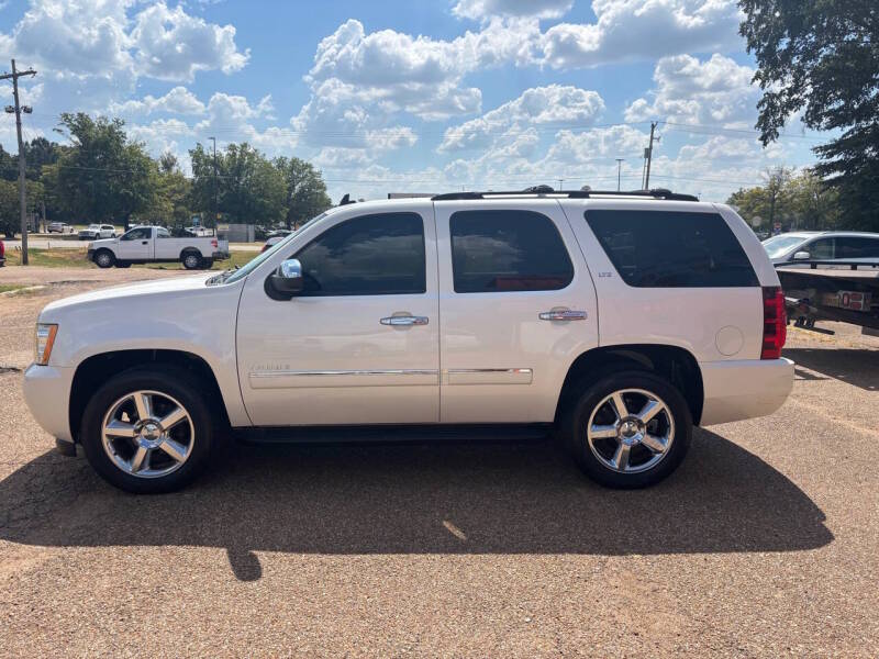 chevrolet tahoe 2013 1GNSCCE02DR358476 image chevrolet tahoe 2013 1GNSCCE02DR358476 image