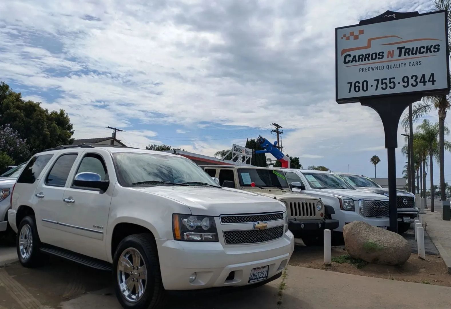 chevrolet tahoe 2010 1GNUKCE0XAR105803 image chevrolet tahoe 2010 1GNUKCE0XAR105803 image