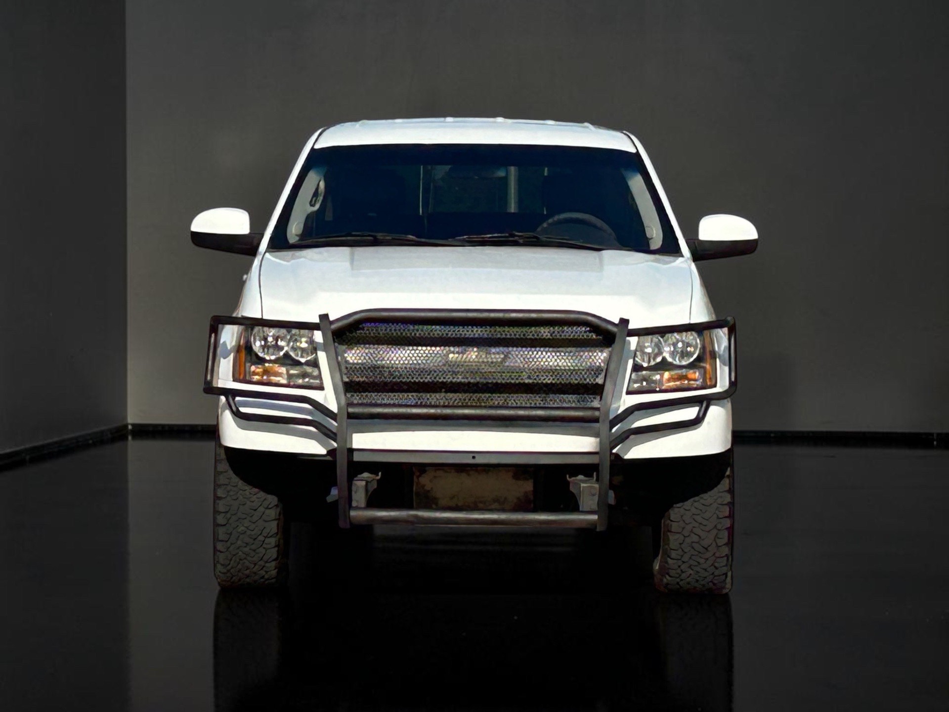 chevrolet tahoe 2010 1GNUKAE09AR282346 image chevrolet tahoe 2010 1GNUKAE09AR282346 image